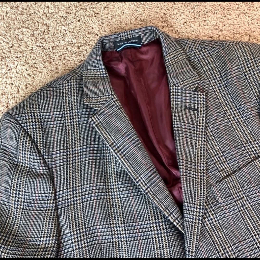 Tommy Hilfiger blazer size 42r for sale!